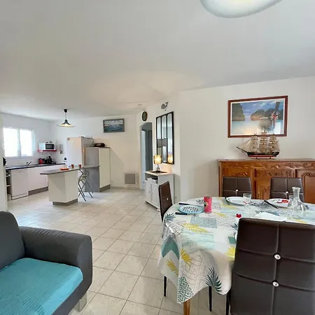Casa vacanze Maison Familiale 3 Avec Jardin A 400m De La Plage, Acces Wifi - Fr-1-231-333