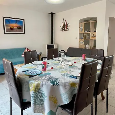 Maison Familiale 3 Avec Jardin A 400m De La Plage, Acces Wifi - Fr-1-231-333